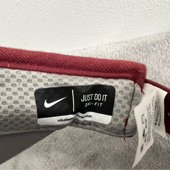 Nike Elon University Phoenix Maroon Visor with Embroidered Logo - Picture 11 of 12